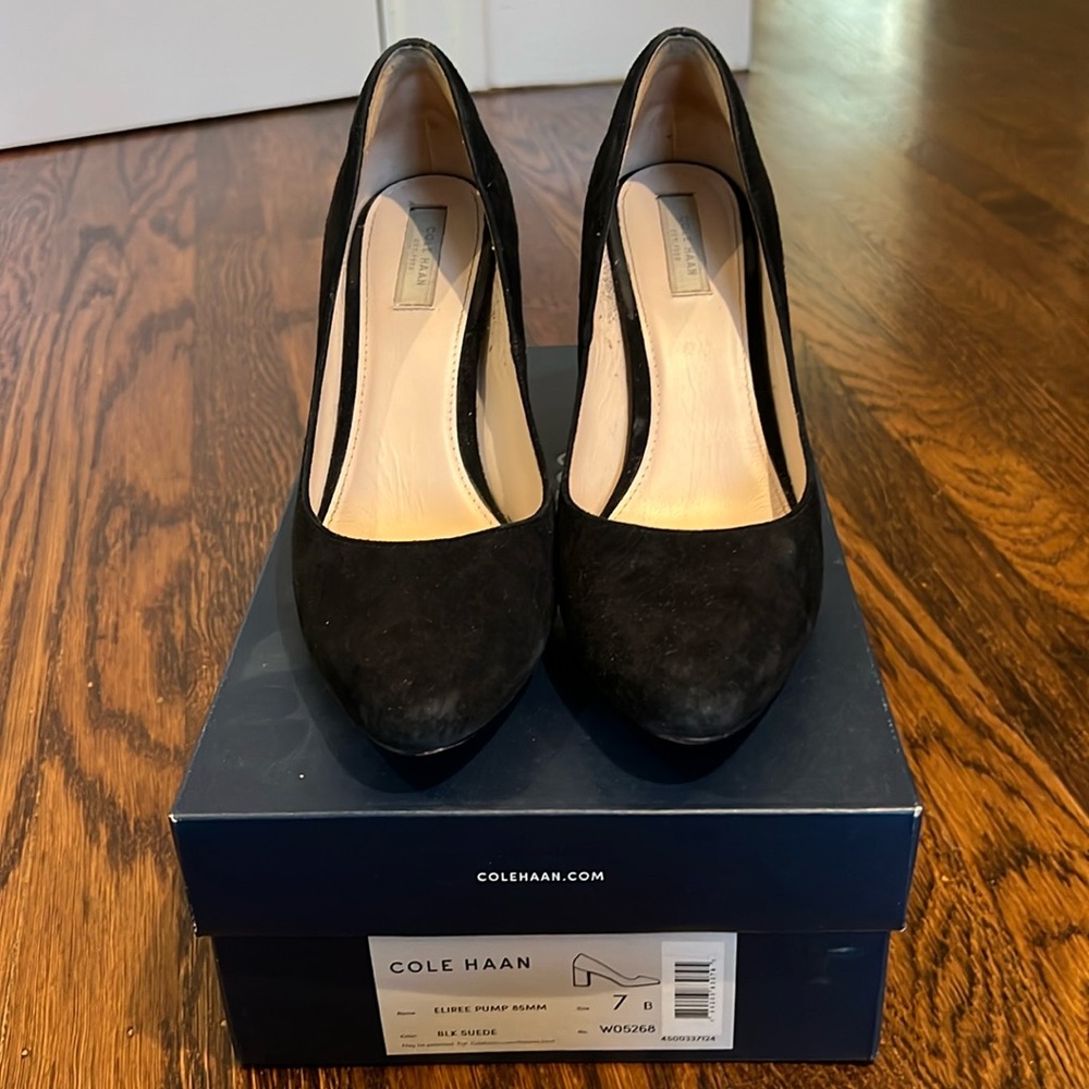 Cole Haan Eliree Pump 85mm black suede, size 7.  W05268.  Good condition!